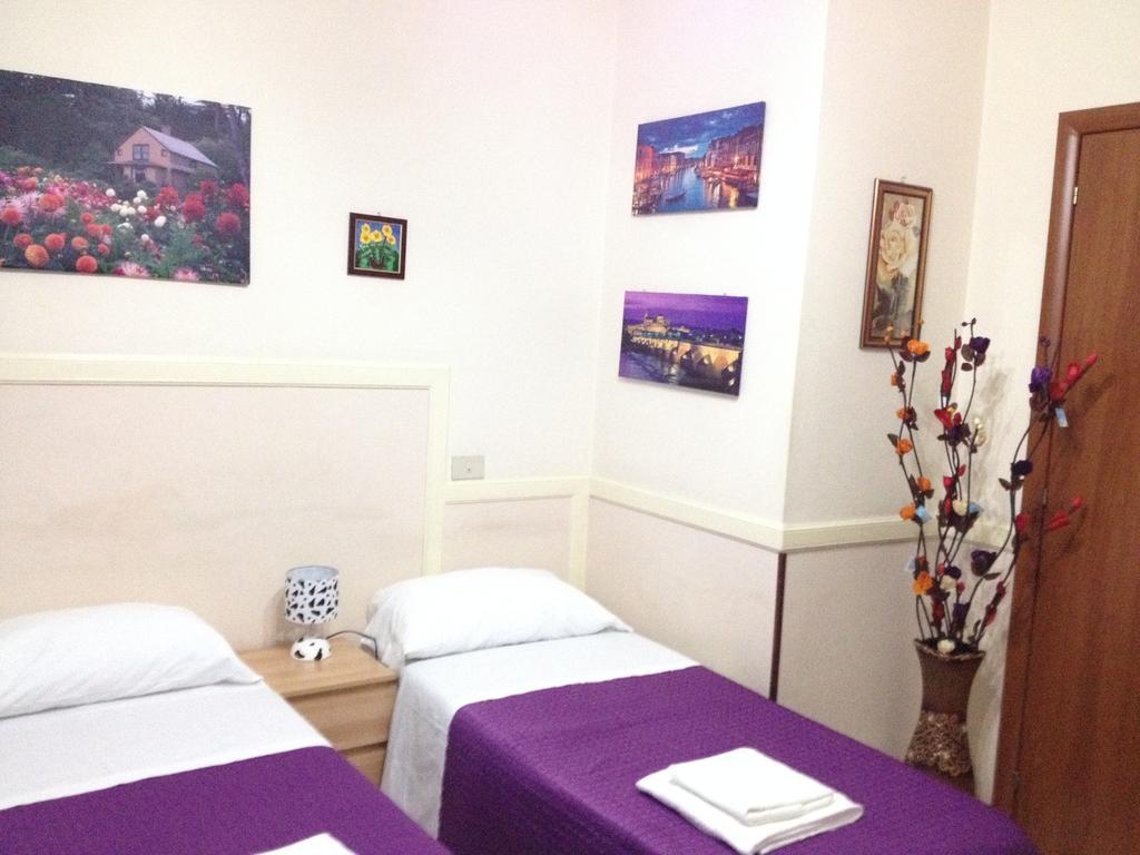 Rome Rainbow Guest House Bilik gambar