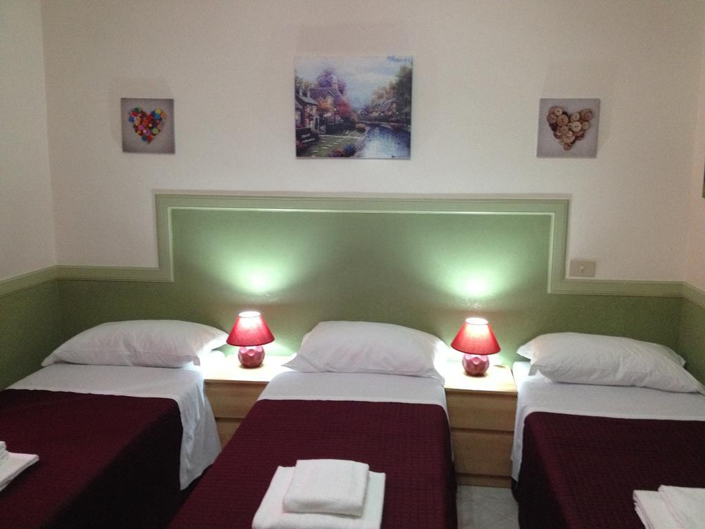 Rome Rainbow Guest House Bilik gambar