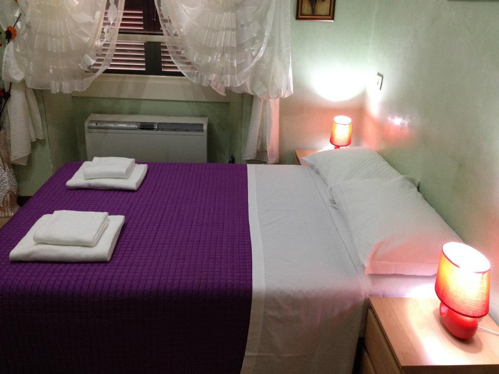 Rome Rainbow Guest House Bilik gambar